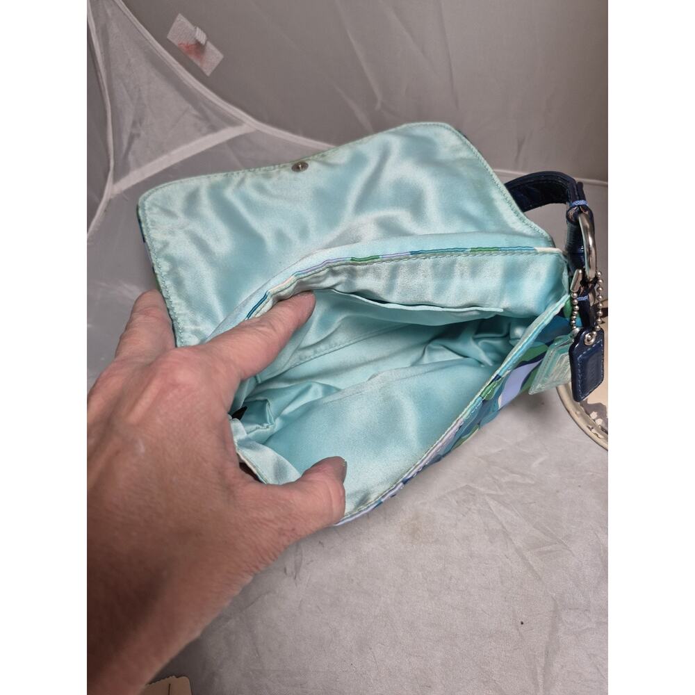 💥 Vintage COACH Poppy Kaleidoscope Small Shoulder Bag Teal Blue Geometric Y2K - Picture 12 of 15